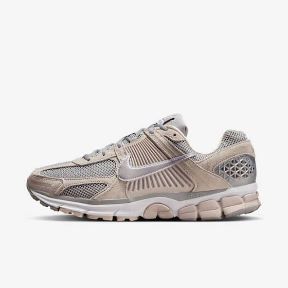Nike VOMERO 18ランニングシューズ 25.5㎝ Nike Vomero 18 Men's Road Running Shoes. Nike JP